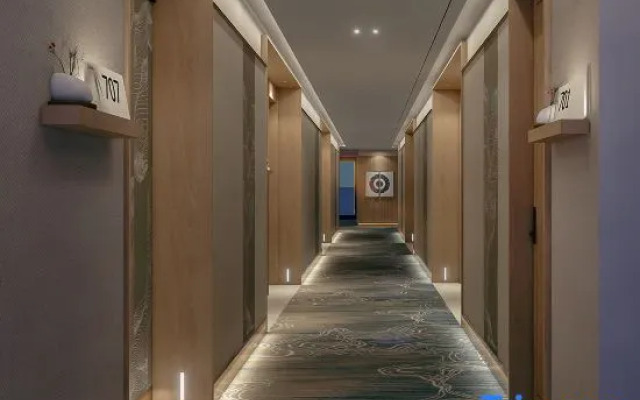 Weike Cinema Hotel (Jingdezhen People's Square Branch)