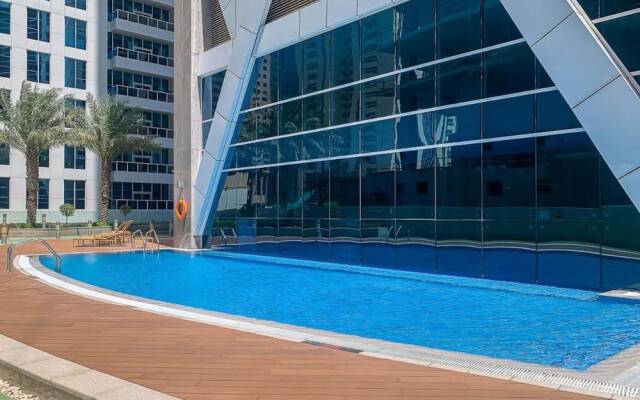 Maison Privee - Skyline & Sea Vw Nxt to Beach, in Dubai Marina