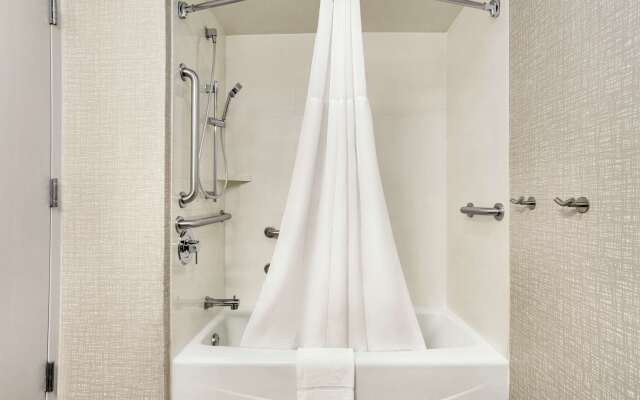 Hampton Inn Milwaukee/Brookfield