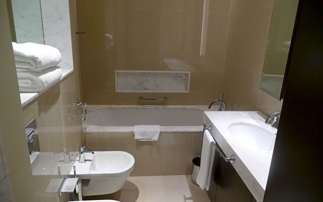 Address fountain views apartments