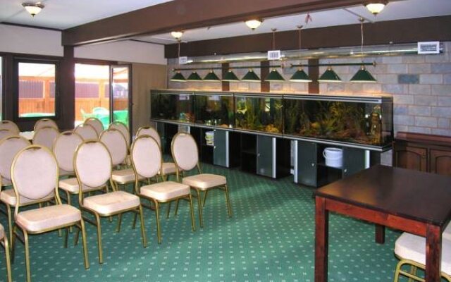 Hamilton Hotel