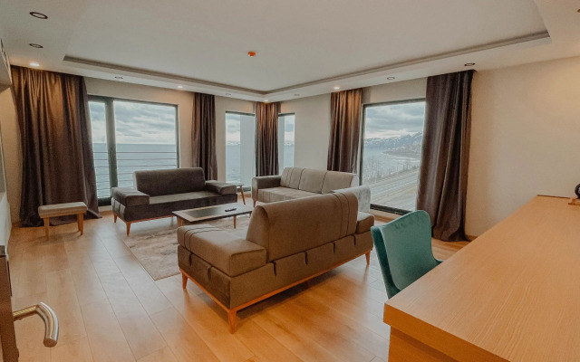 Şehrar Suit Hotel