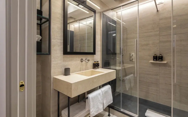 Condotti Apartment