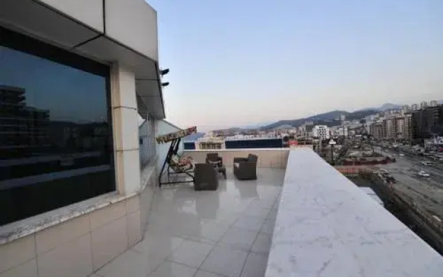 Liko Suite Hotel