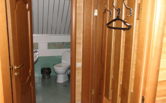 U Kremlya Guest House
