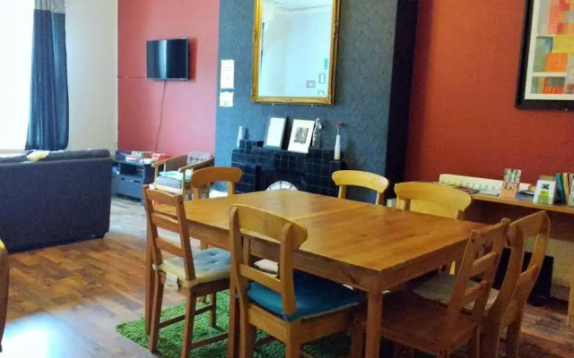 Paddy's Palace Belfast Hostel