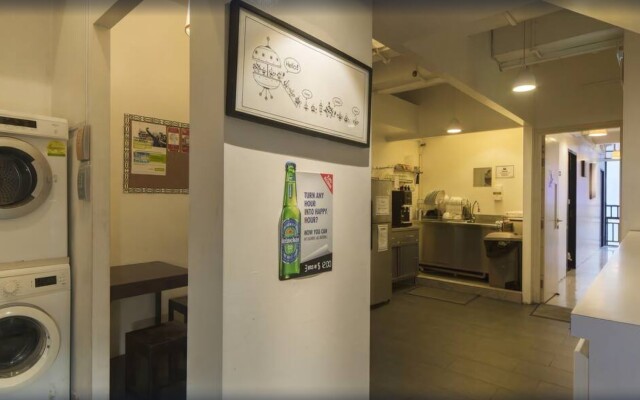 RedDoorz Hostel @ Bugis