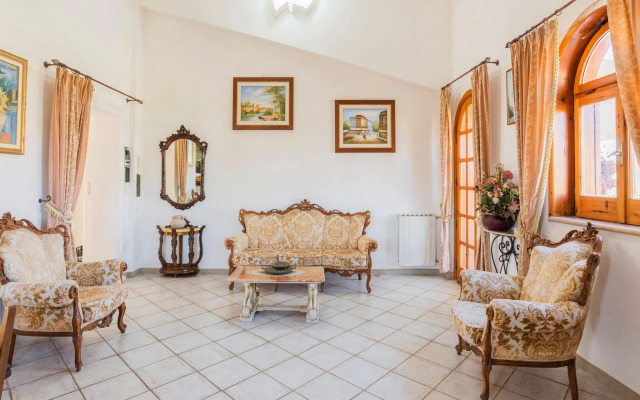 Traditional holiday home  with private terrace