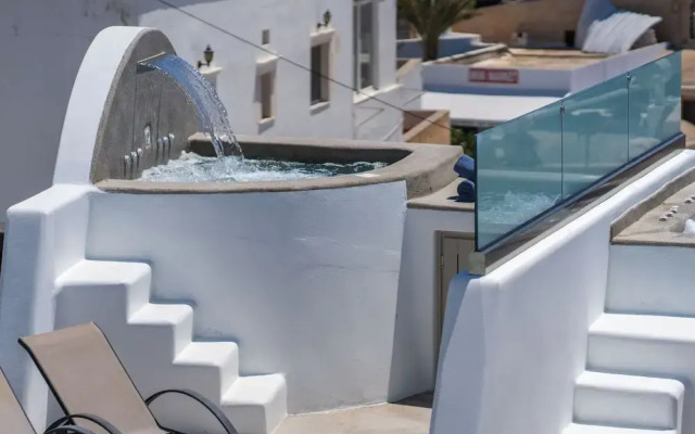 Yiota Collection  3Suites&3Prive Jacuzzi