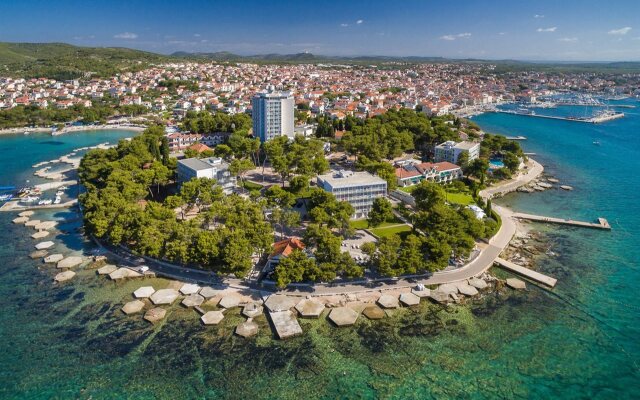 Hotel Villa Arausana & Antonina