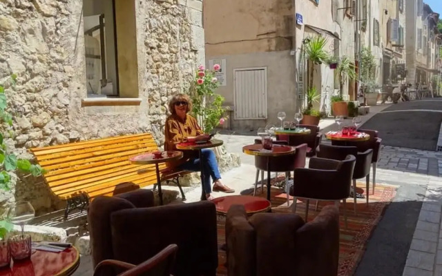 Demeure d'Hotes Le Rocher