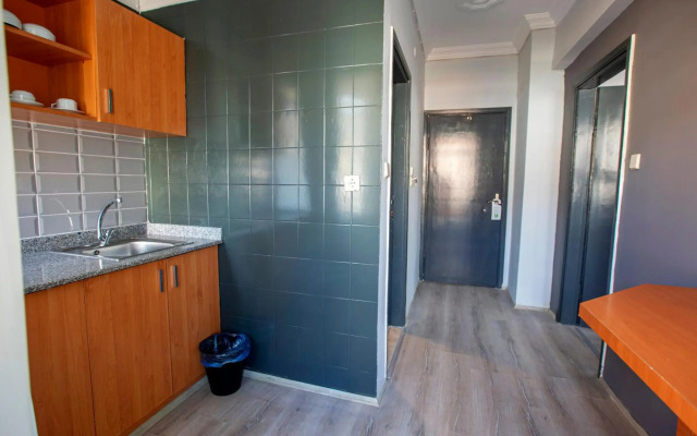 HMA Hotel & Suites