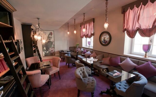 La Maison Des Remparts