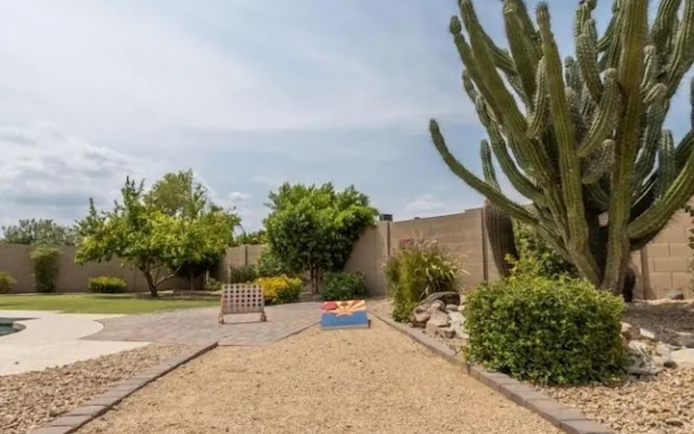 Scottsdale Sahuaro 4 Bedroom Home by RedAwning