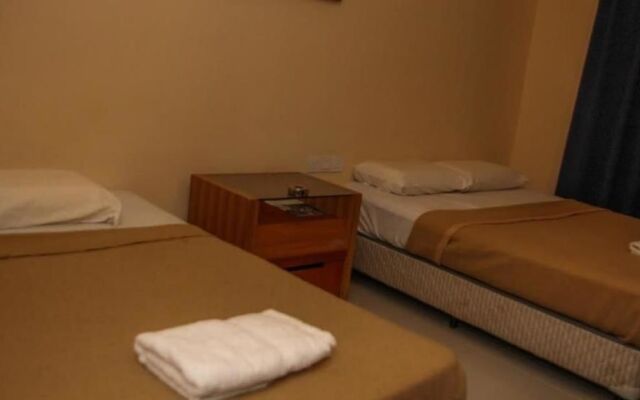 Highway Hotels - Rawang