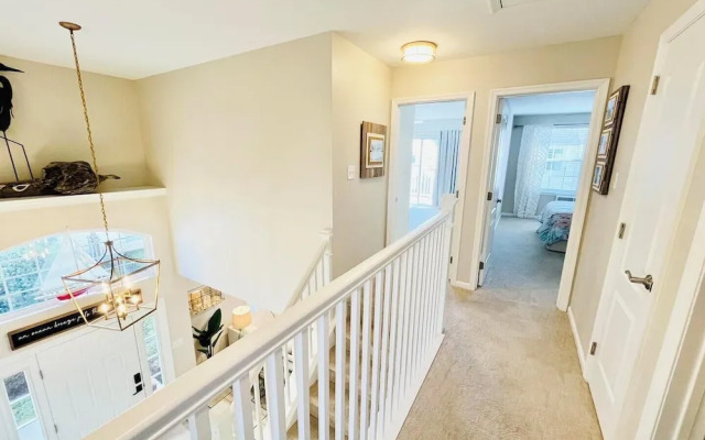 Simonton Court 20256