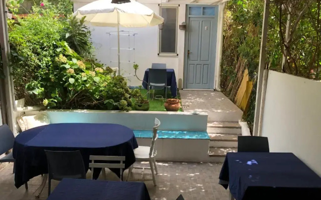 B&B Xenia