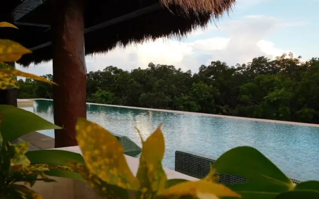 2 BR Amazing Pool Top Amenities Wifi 2FL Gym