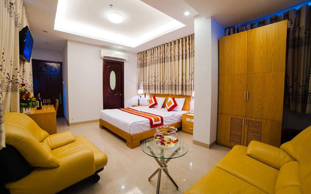Lucky Star Hotel 266 De Tham