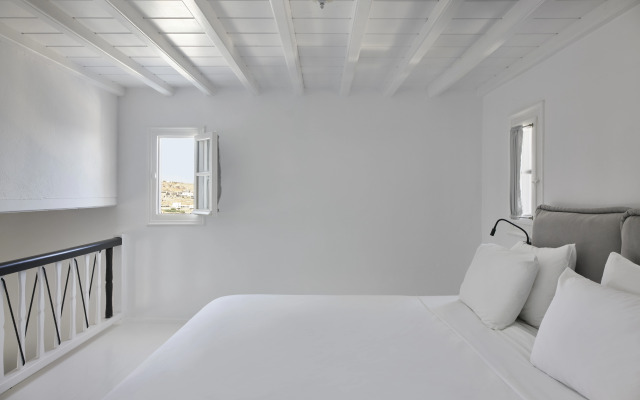 Pietra e Mare - Mykonos Moments