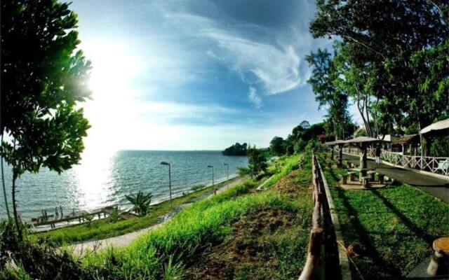Bougainvilla Resort