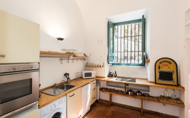 Vegas Apartment Center