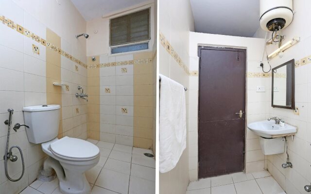 OYO 730 Hotel Karishma Homes