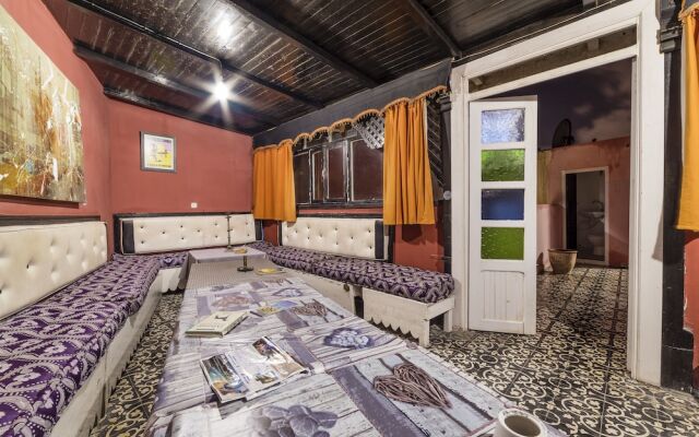 Essaouira Youth Hostel & Social Travel