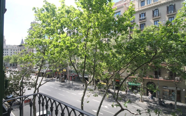 Apartamento con Inmejorable UbicaciÃ³n al lado de Las Ramblas