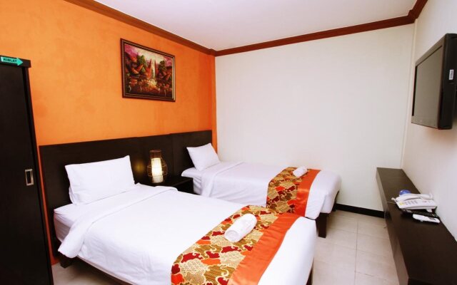 RedDoorz Plus @ Hotel Asih UNY