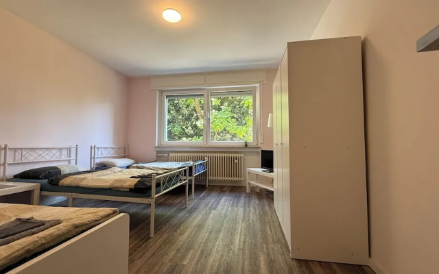 Three Bedroom Comfort Apartment Maintal