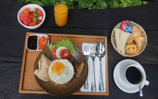 Grandmas Plus Hotel Airport