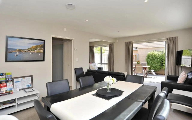 Regents 94B - Christchurch Holiday Homes