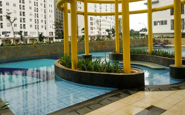 Bassura City Apartment with Mall Access