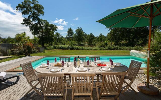 Beautiful villa with a private pool by the Atlantic ocean