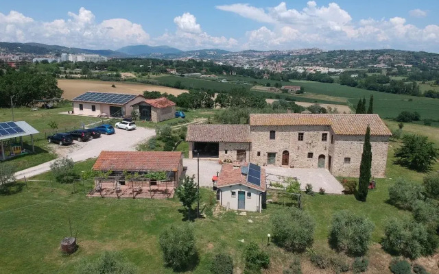 Perugia Farmhouse