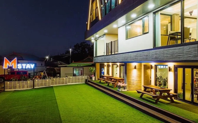 M Stay Pool Villa