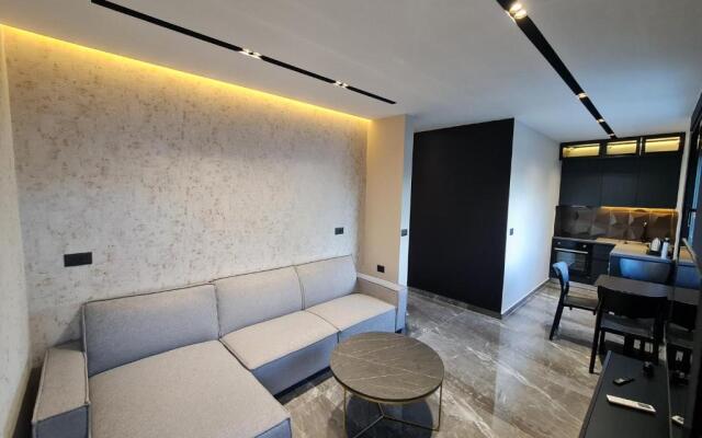 La Mirage Apartment 02
