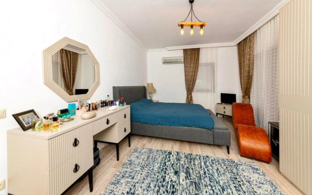 Luxury House With Shared Pool and Sauna in Bodrum