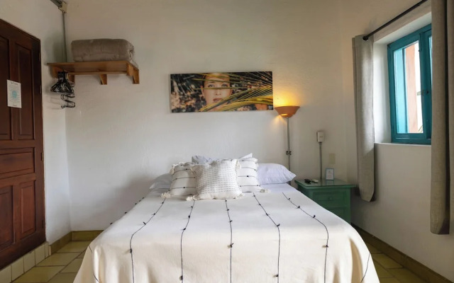 Sayulita Central Hotel