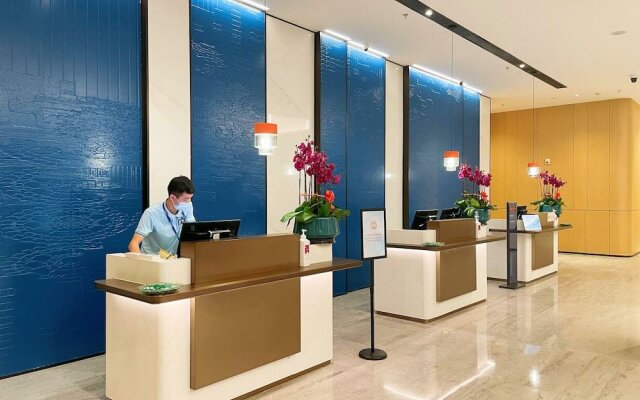 Holiday Inn Express Shenzhen Longhua, an IHG Hotel