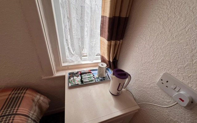 OYO Delton Hotel Blackpool Pleasure Beach