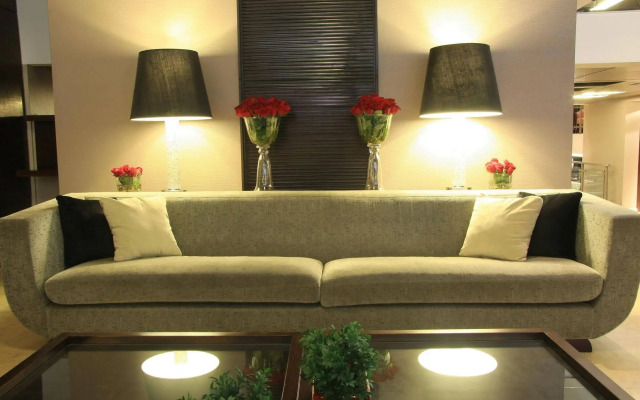 Grand King Hotel