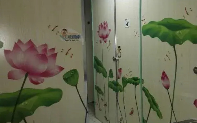 Dengfenglai Youth Hostel (Lanzhou West Railway Station)