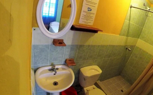 Hostal Green Coast