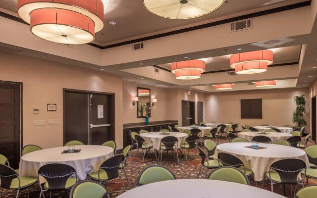 Staybridge Suites DFW Airport North by IHG