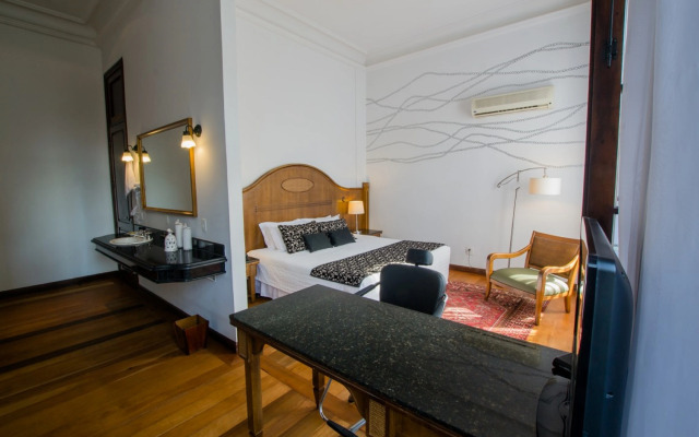 Johnscher by SJ - San Juan Curitiba