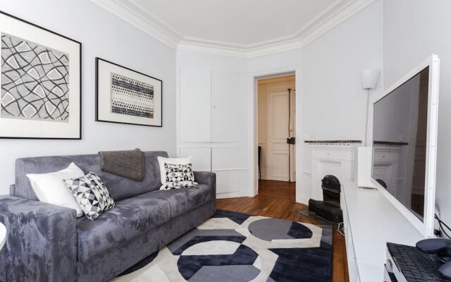 River Seine - Notre Dame Apartment