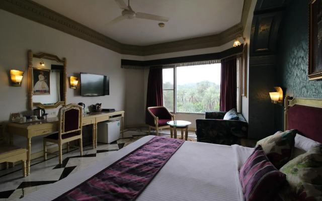 Hotel Hillock