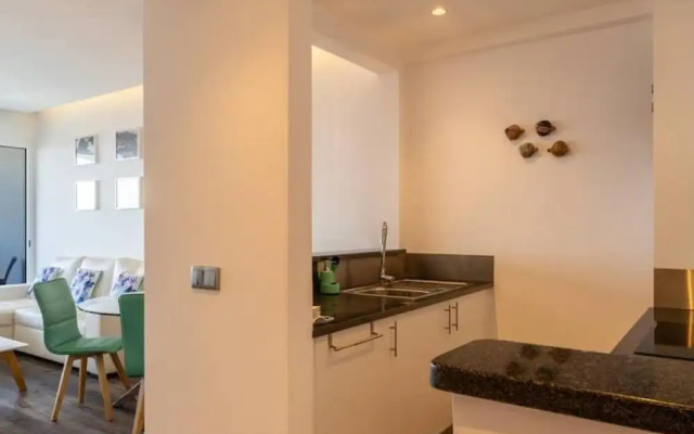 Monumental Apartment 608 Balcony Sea View